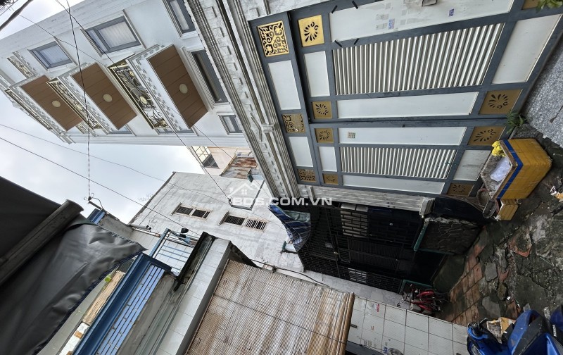 Bán Nhà cũ tiện xây mới Ni Sư Huỳnh Liên, Phường 10 Tân Bình, 66m2, 2Tầng 2PN. Chỉ 5.8 tỷ